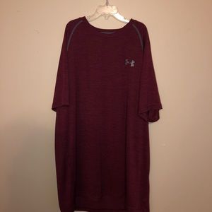 Loose Under Armour T-Shirt